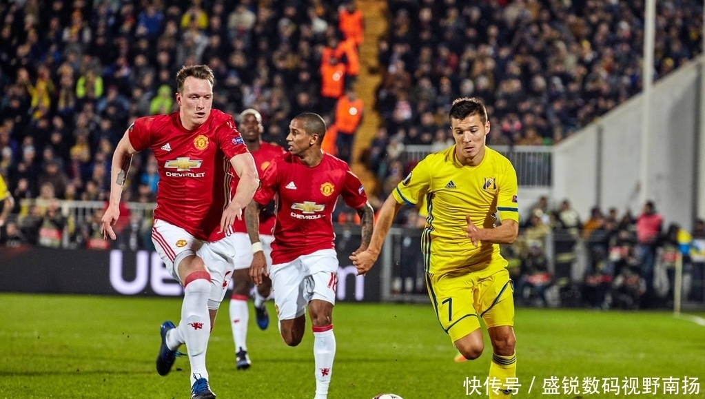 沸腾的足球 沸腾的足球