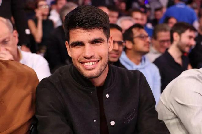 他精准的划 他精准的划