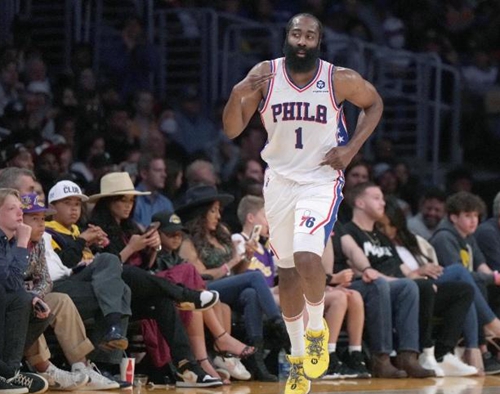 当张玉宁落下男儿泪 国足重燃世界杯火种