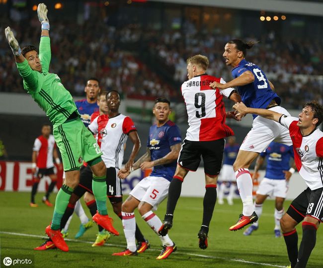 赛后阿德利含泪向药厂球迷告别，踢球者：他尚未获准转会